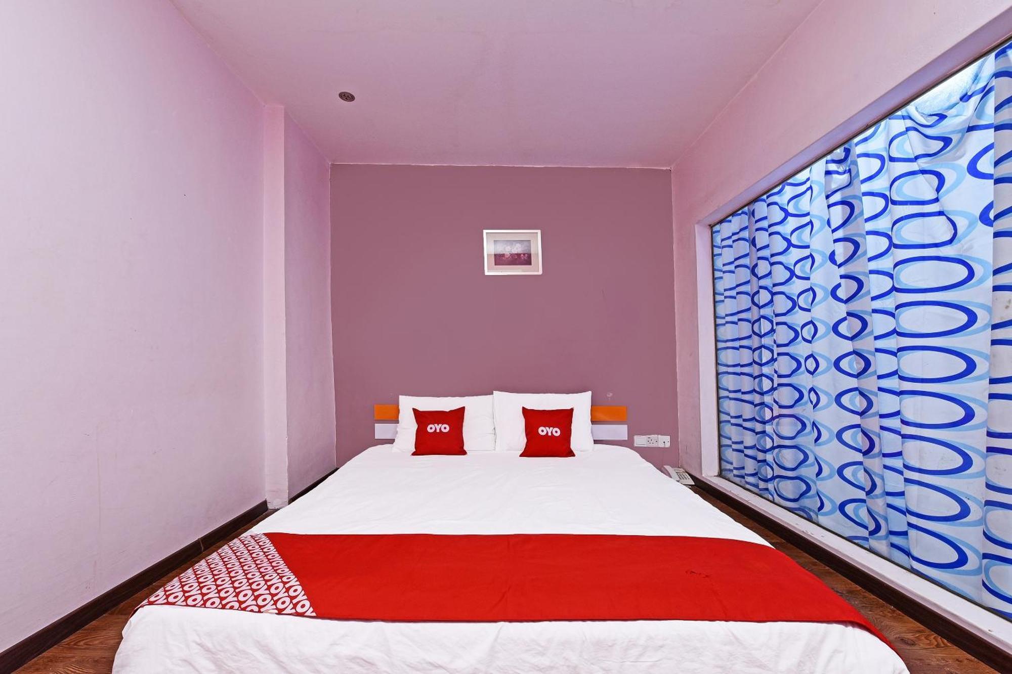 Super Oyo 992 Orange Hotel Kuala Pilah Extérieur photo