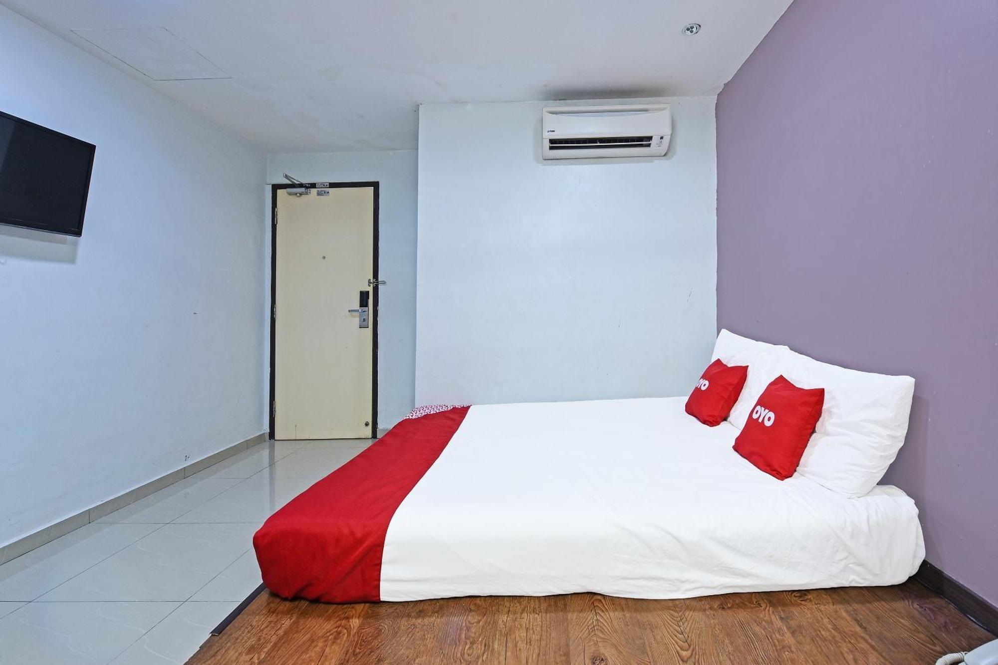 Super Oyo 992 Orange Hotel Kuala Pilah Extérieur photo