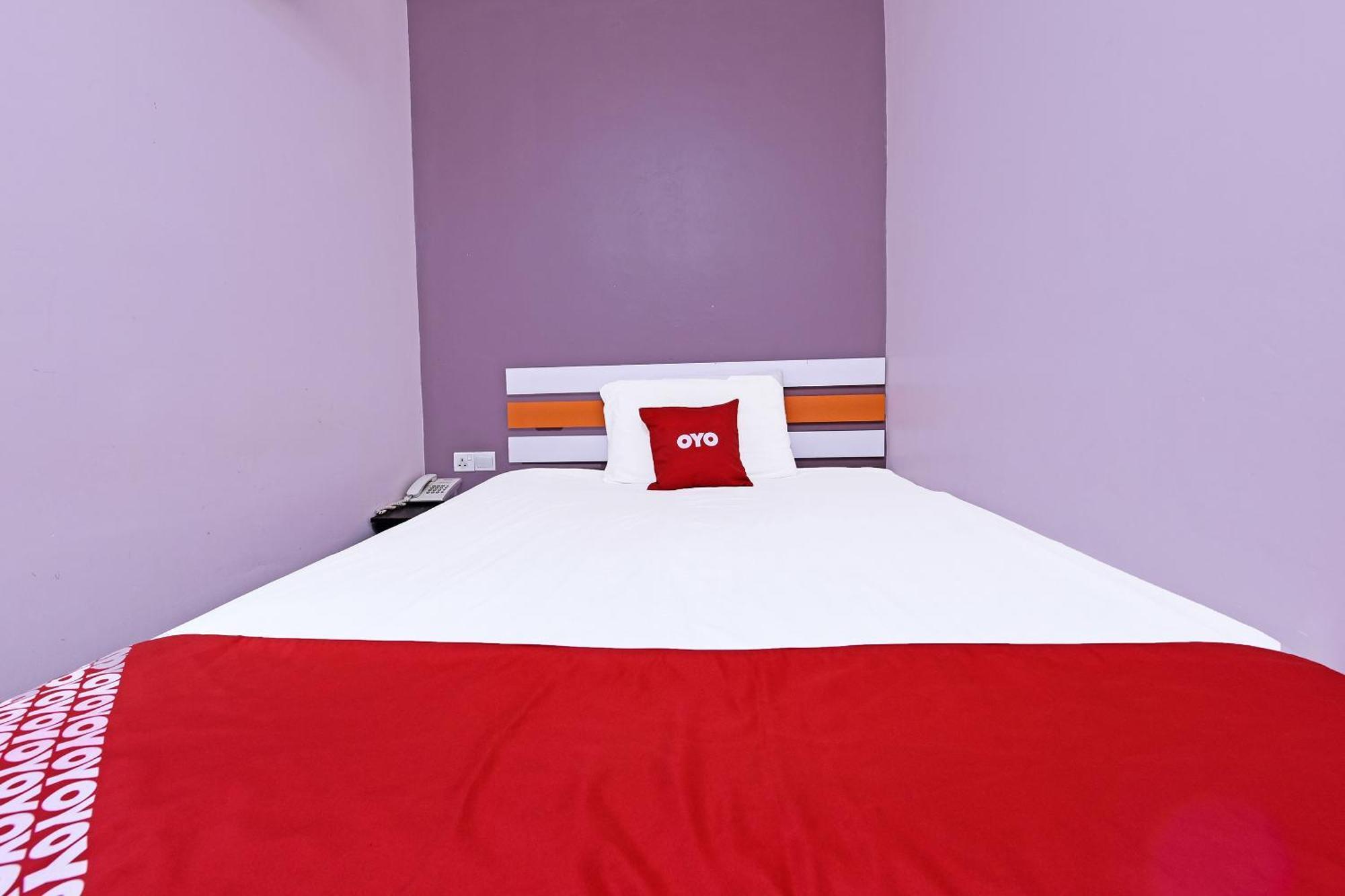 Super Oyo 992 Orange Hotel Kuala Pilah Extérieur photo