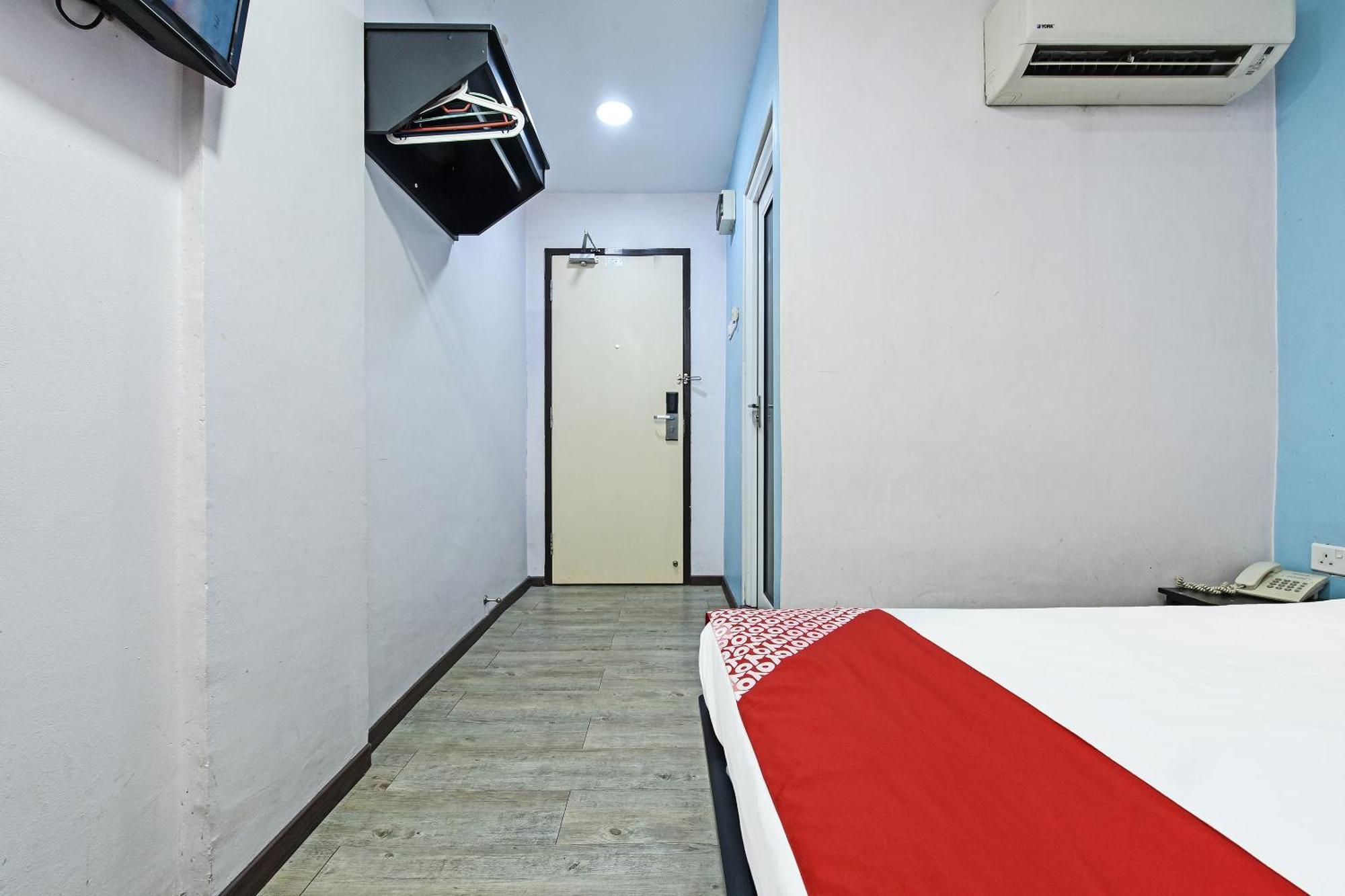 Super Oyo 992 Orange Hotel Kuala Pilah Extérieur photo