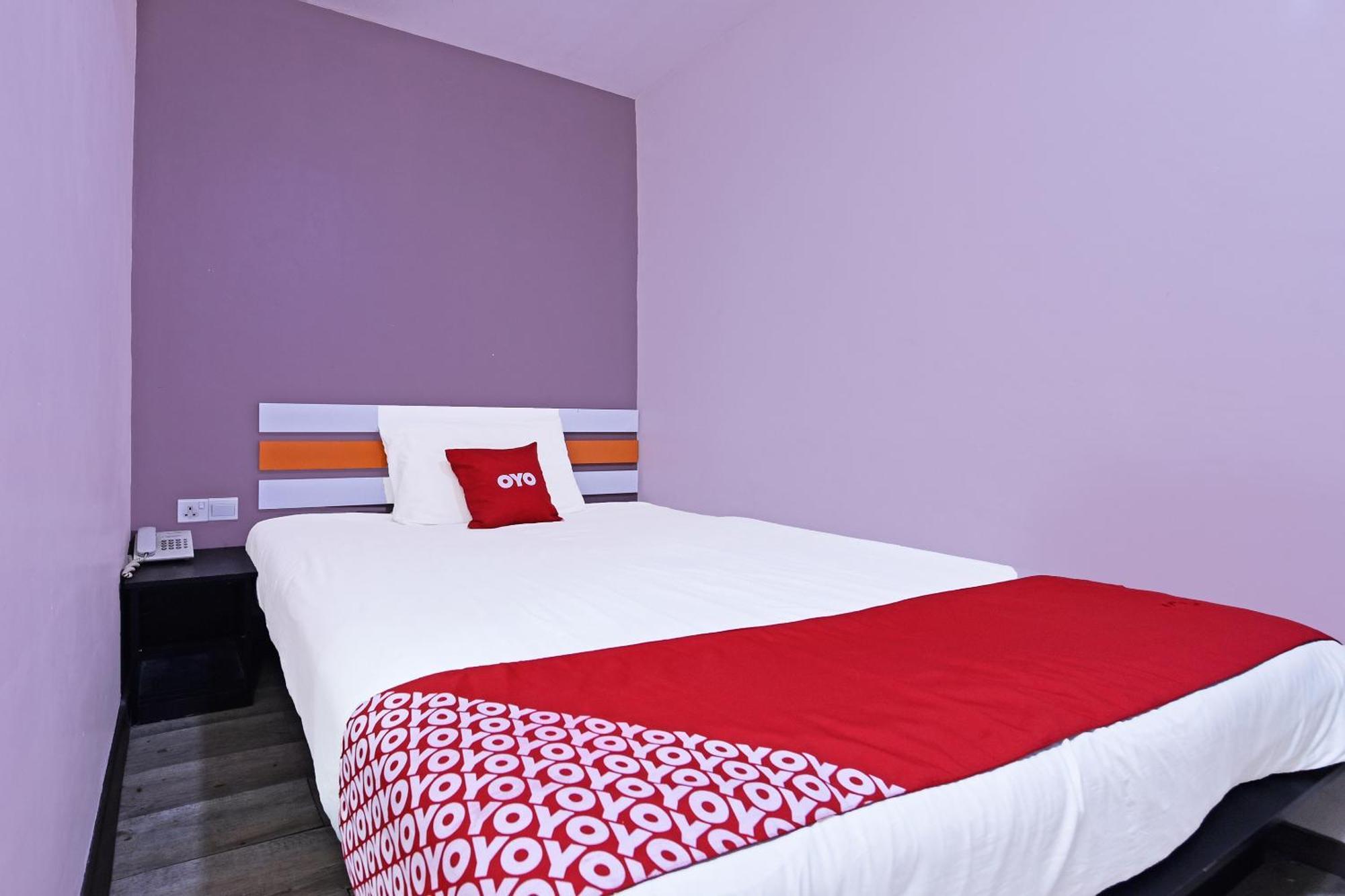 Super Oyo 992 Orange Hotel Kuala Pilah Extérieur photo