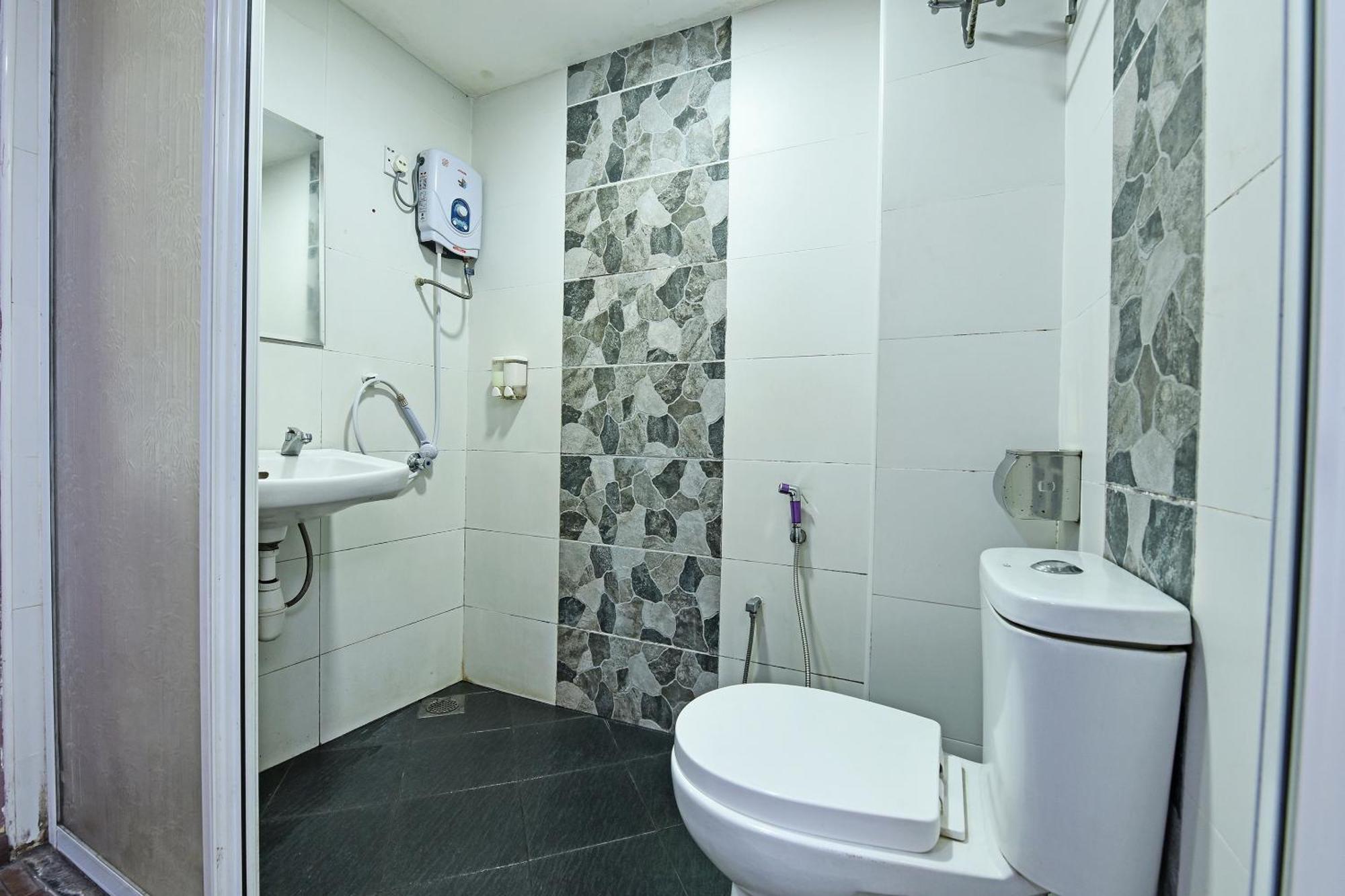 Super Oyo 992 Orange Hotel Kuala Pilah Extérieur photo