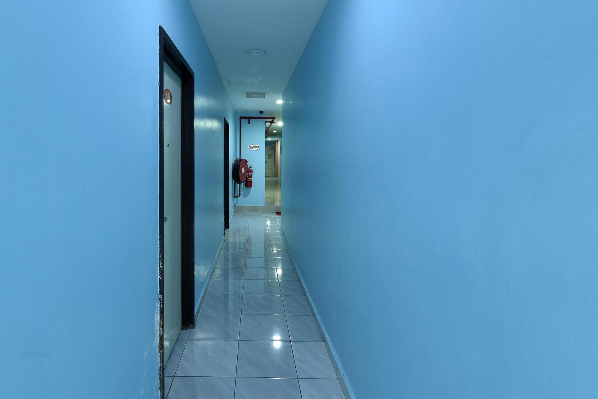Super Oyo 992 Orange Hotel Kuala Pilah Extérieur photo